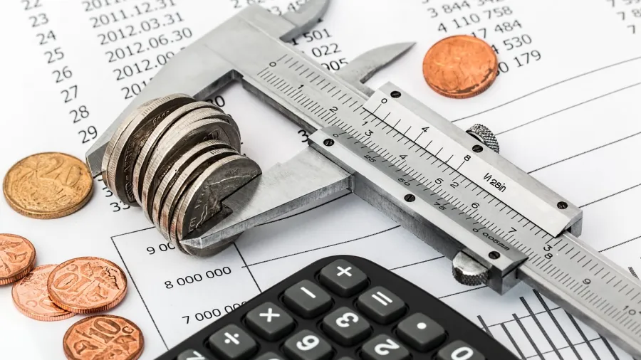 PICC Group’s life and health growth trails peers